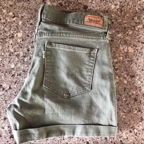 Levi's Pants - *FLASH BOGO SALE* Levi Shorts